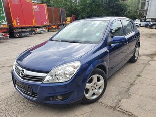 хэтчбек OPEL Astra 1.9CDTI TOPP!