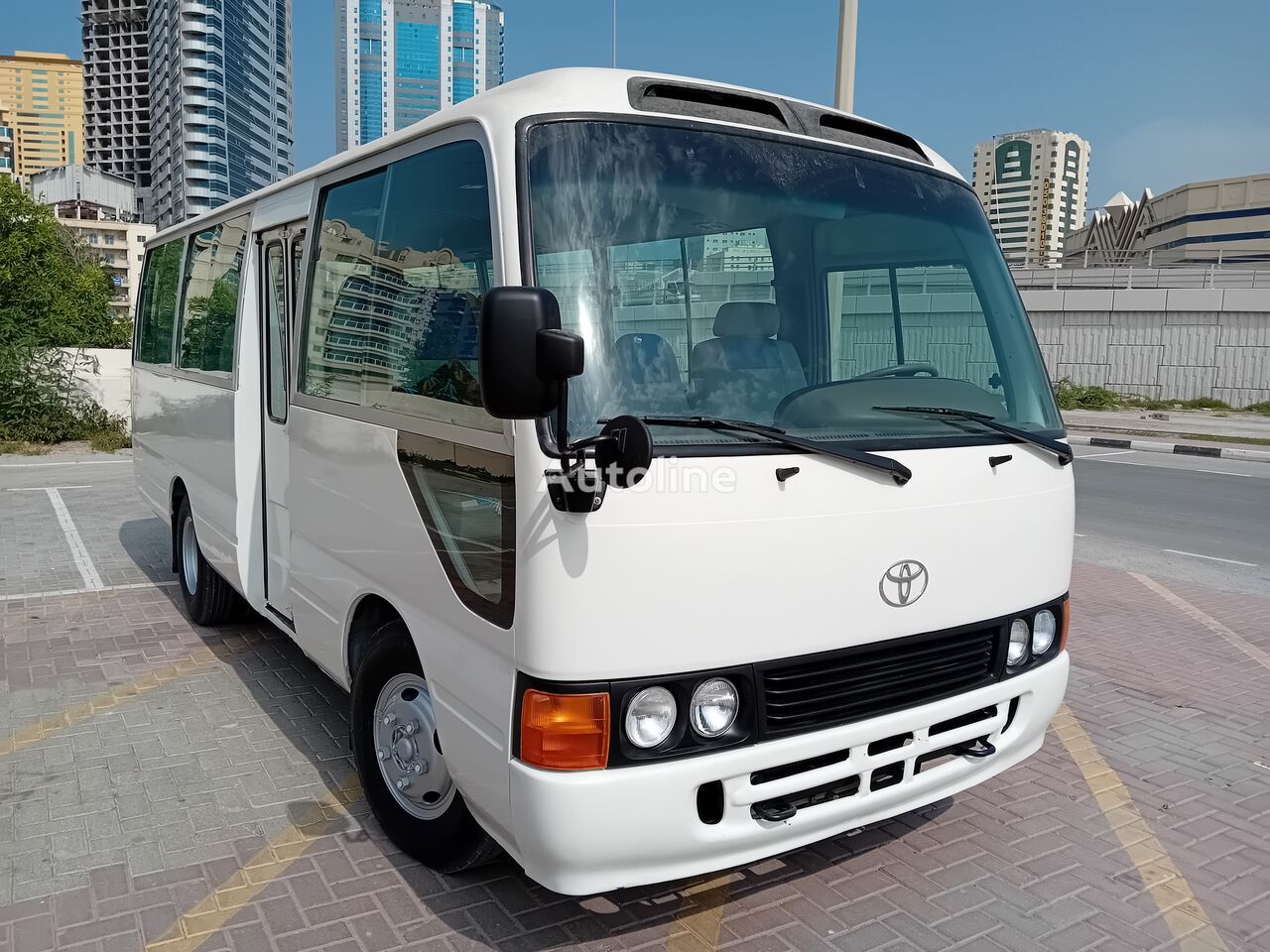 Купить пассажирский микроавтобус Toyota Coaster.Japan made.4.(Export -Tout  pays) Бельгия Bruxelles, LA39585