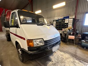 бортовой грузовик < 3.5т Ford TRANSIT 160L