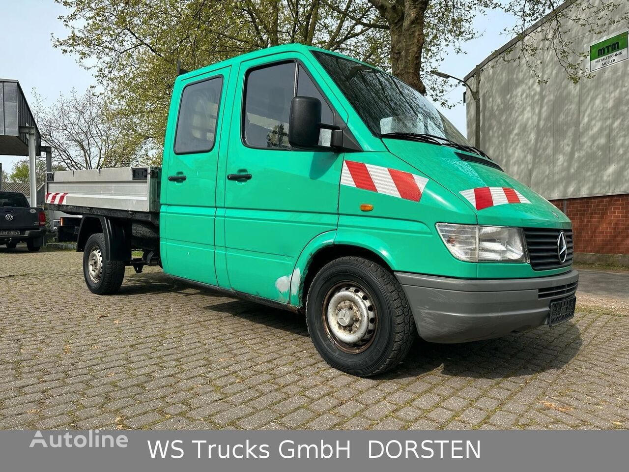 Купить бортовой грузовик < 3.5т Mercedes-Benz 212D Германия Dorsten, RF39712