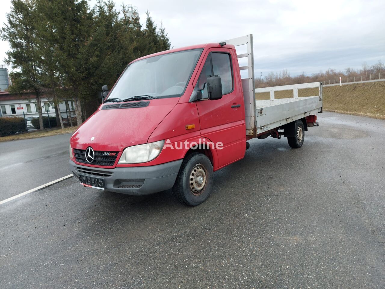 Купить бортовой грузовик < 3.5т Mercedes-Benz Sprinter 311 cdi Skrzynia  Польша Podegrodzie, QU32999