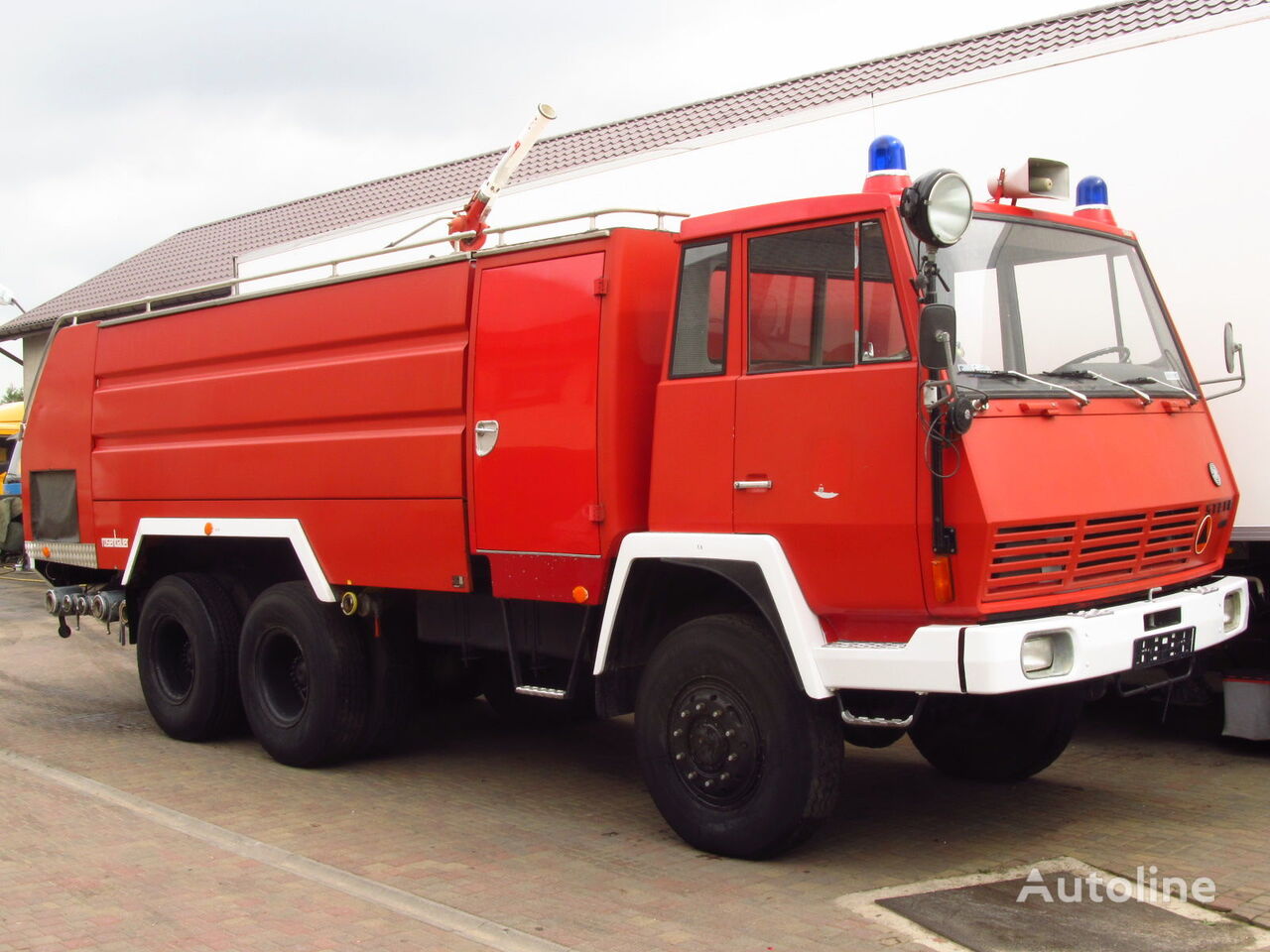 пожарная машина Steyr 1490 6x6 ROSENBAUER FIRE TRUCK 9000+4000 L TANK *9667km*NEW