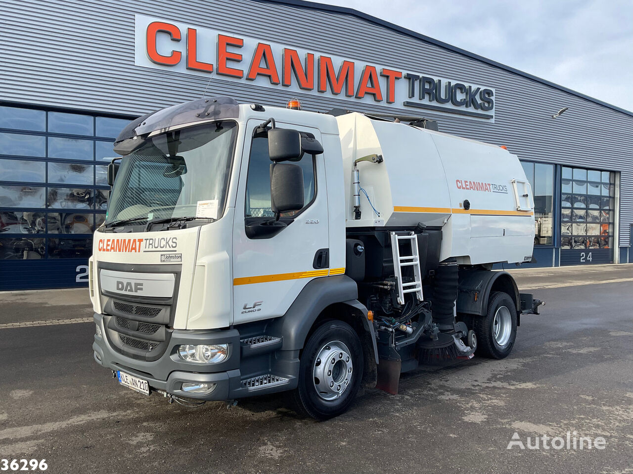 Купить уборочную машину DAF FA LF 220 Euro 6 Johnston VT651 Just 102.786  km! Нидерланды Andelst, ZT38478