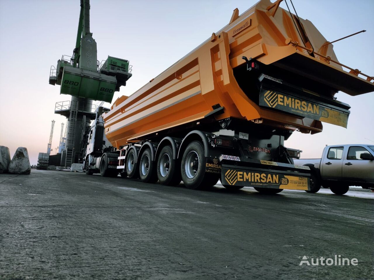 полуприцеп самосвал Emirsan Immediate Delivery From Stock 2024 NEW BRAND 4 AXLE TIPPER TRAIL