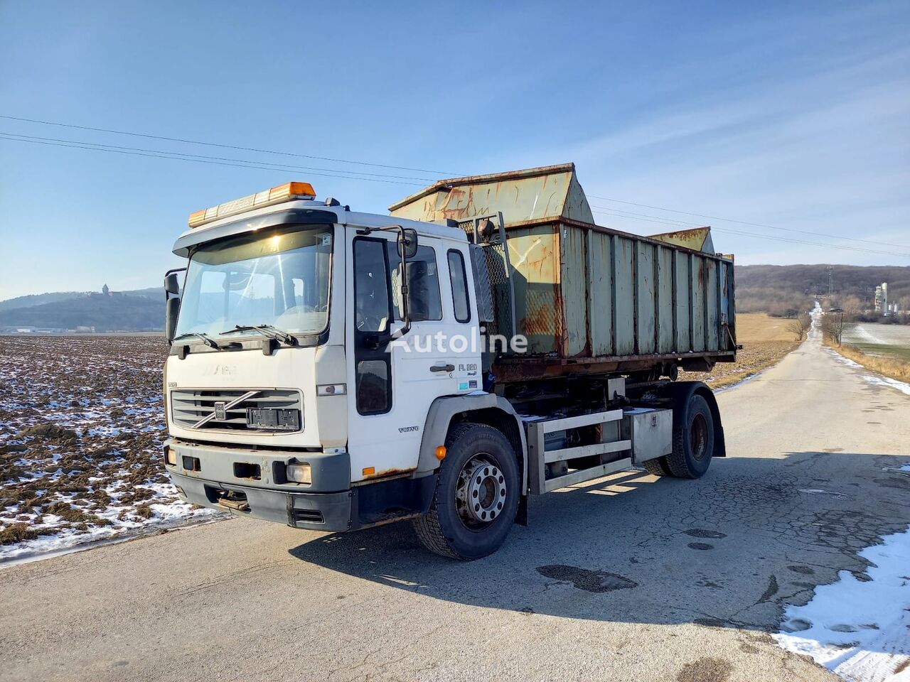 самосвал Volvo FL6