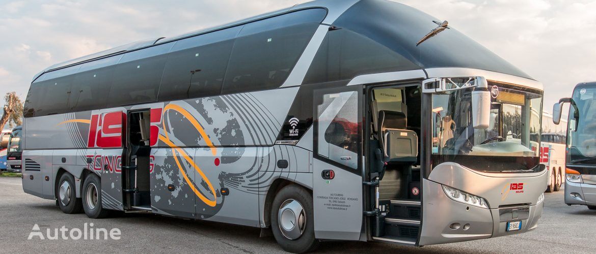 туристический автобус Neoplan Starliner L